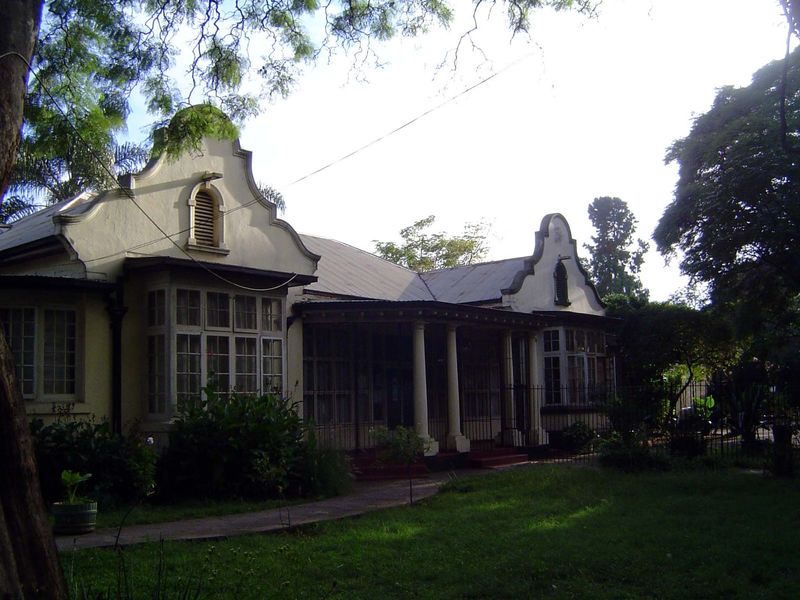 And another. It's a rare house that isn't of a single-story, set back as though in a patch of veld.