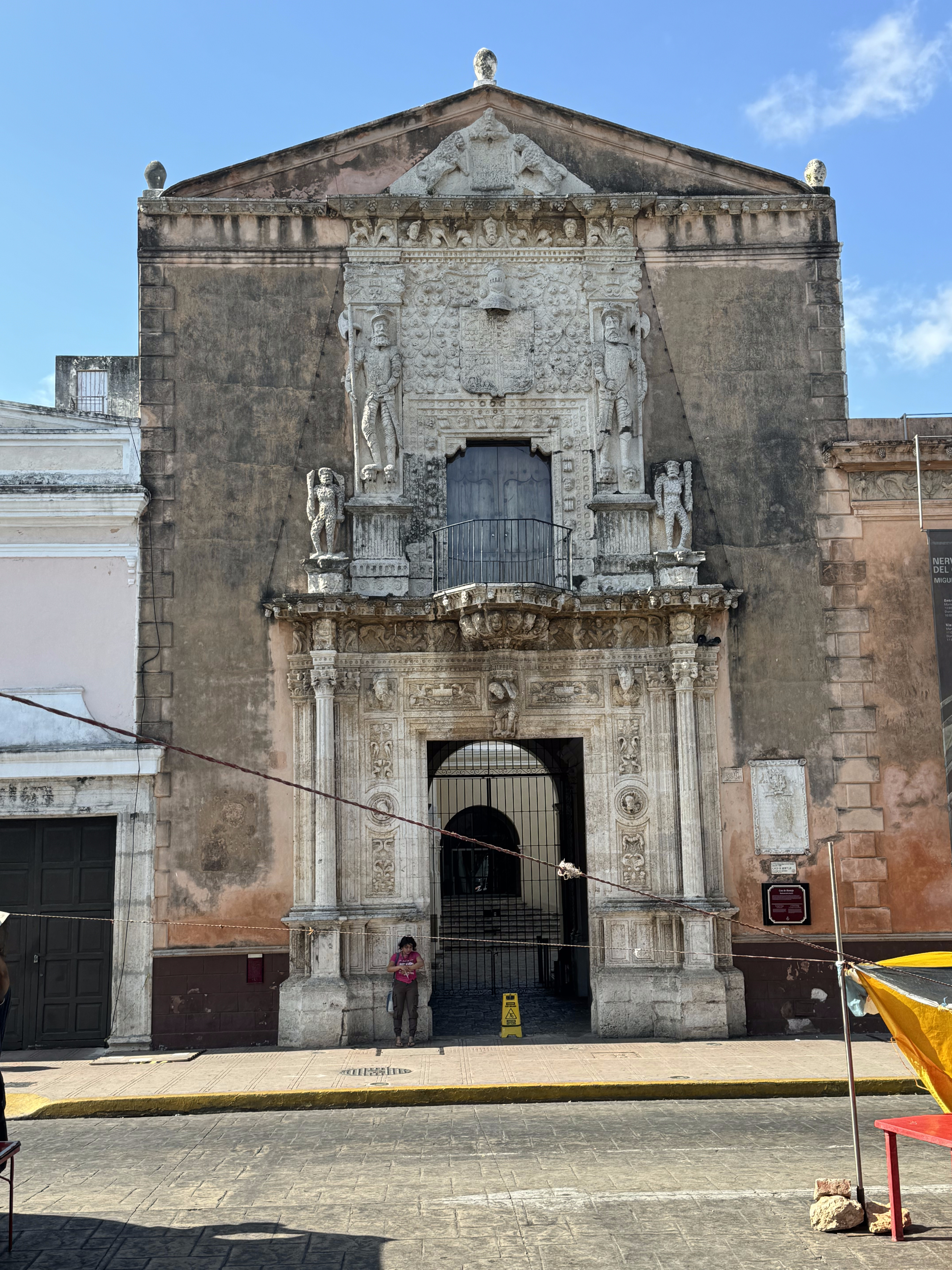 Remember the Montejo's, father and son?  Here, across the street from the women cooking up a storm, is the entrance to the Montejo house, bu