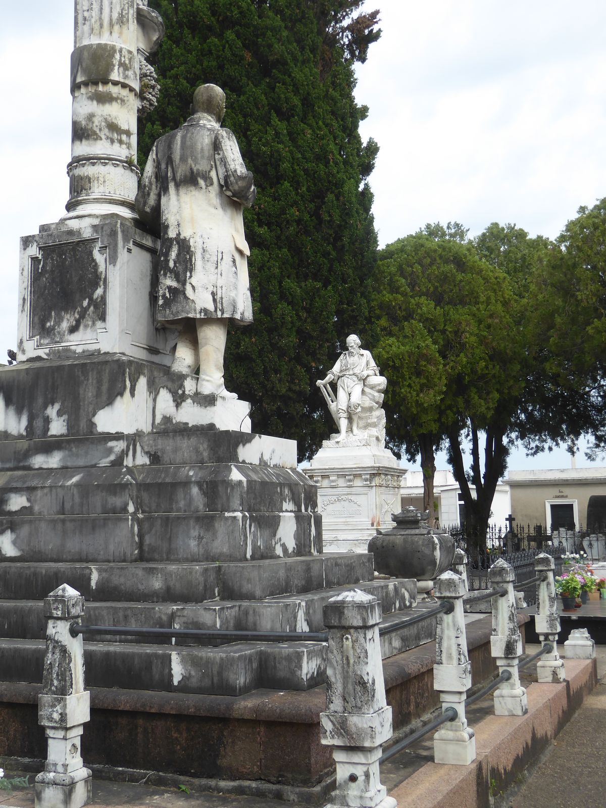 And here's another little mystery, like that of the monuments to the miner and the fisherman.