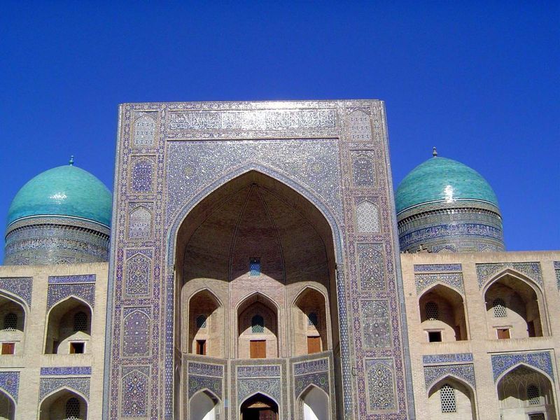 It memorializes Sayyid Mir Abdullah as-Sairami, who is buried under the dome on the right.