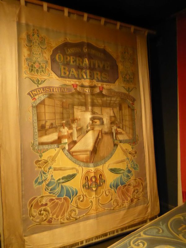 The Goldfields Baker's Union had 105 members in 1906 but only 62 by 1911; the local was subsequently absorbed into a state-wide organization