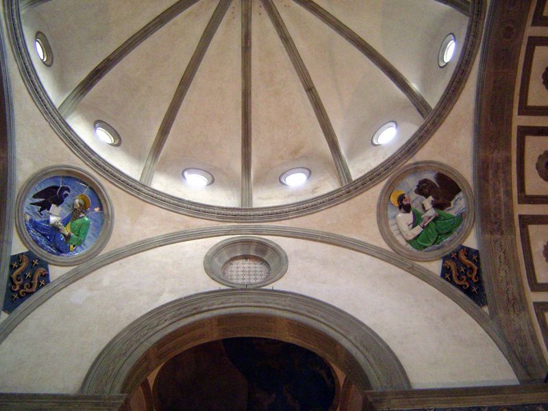 Dome and its support, with images of John and Mark, identified by the eagle and winged lion.