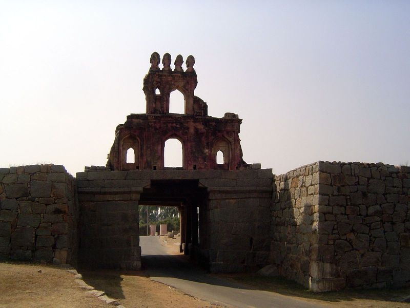Which gets us ready for the grand monuments. With a flourish, we can start here, at the Talarigatta Gate through the city wall.
