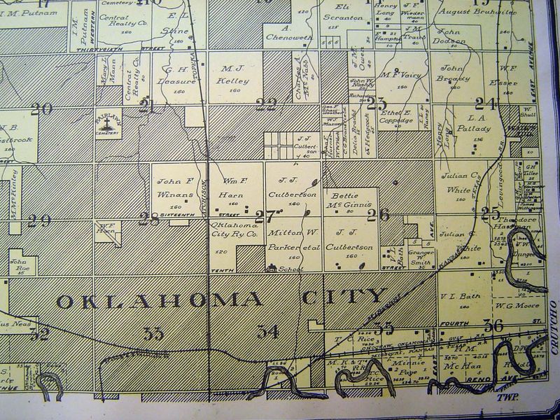 You can see the Santa Fe track running down the section line between Sections 33 and 34. You can also see the Missouri Kansas and Texas Rail