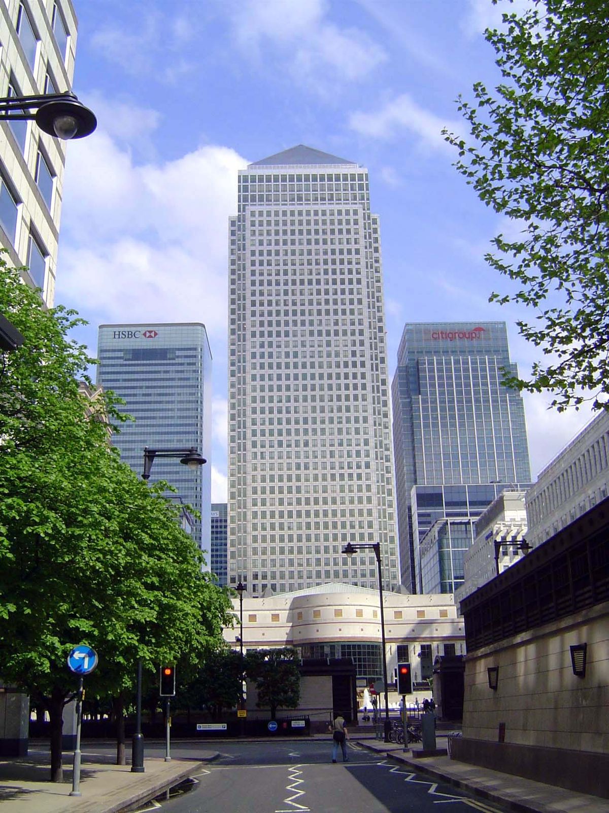 The High and the Mighty: One Canada Place, flanked by HSBC and Citigroup.
