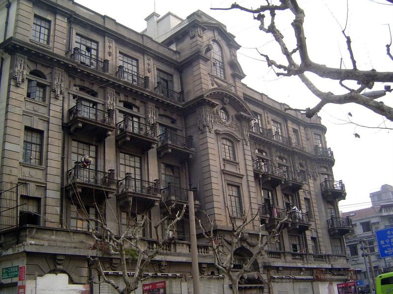 There's lots of decrepit but structurally sound stuff back here. For example: the massive building at the corner of Central Sichuan and E. B