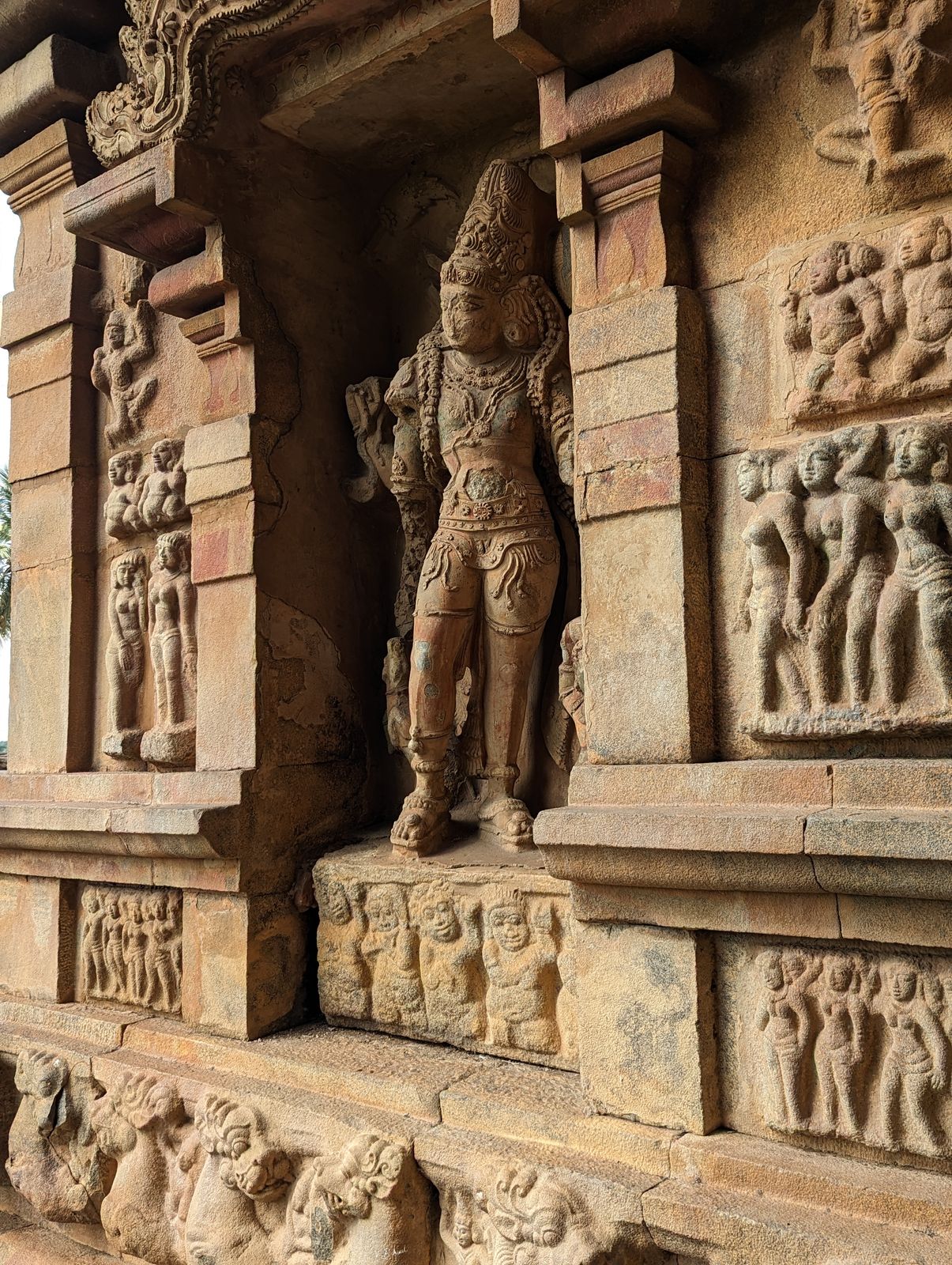 And this Kankalamurti, "the one with the skeleton." This is a fearsome form of Shiva, shown with the vertebrae of a spine draped over his sh