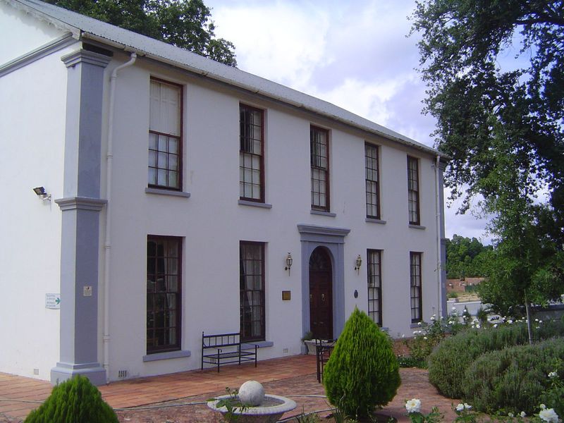 Klein Vredenburg, a home of Georgian sobriety.