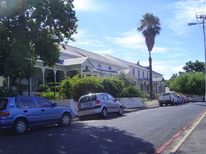 Fransen calls it "the best example of early Victorian town-house design in the Western Cape."
