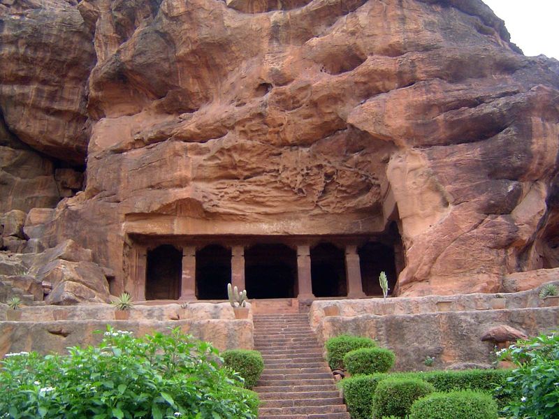The first temple or cave, a Shiva temple from the 6th Century. The Kannada name for these temples is Mena Basidi, apparently a corruption of