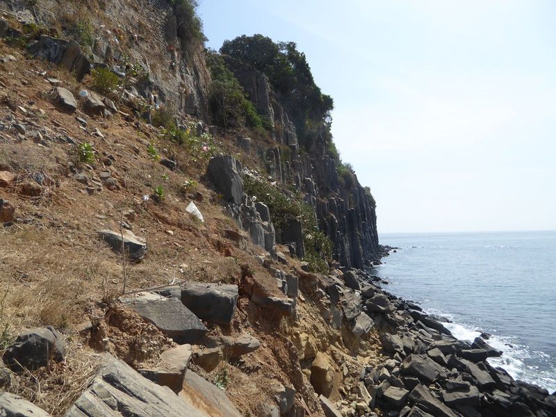 Parts of the mountain are walled, but other parts need no protection.