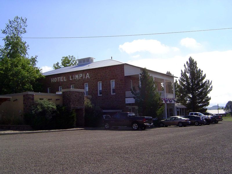 An old hotel named for the local creek.