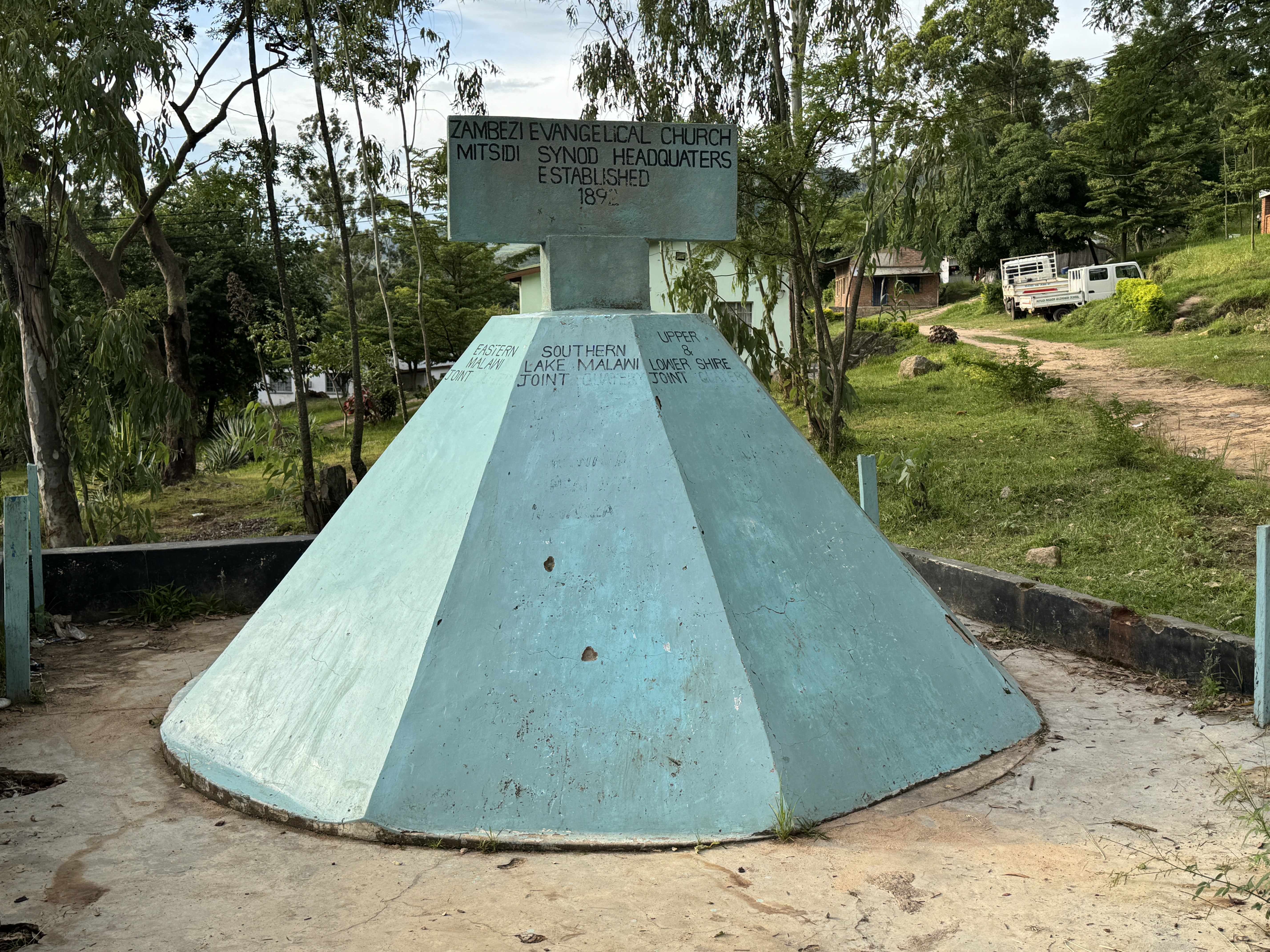 Monument.
