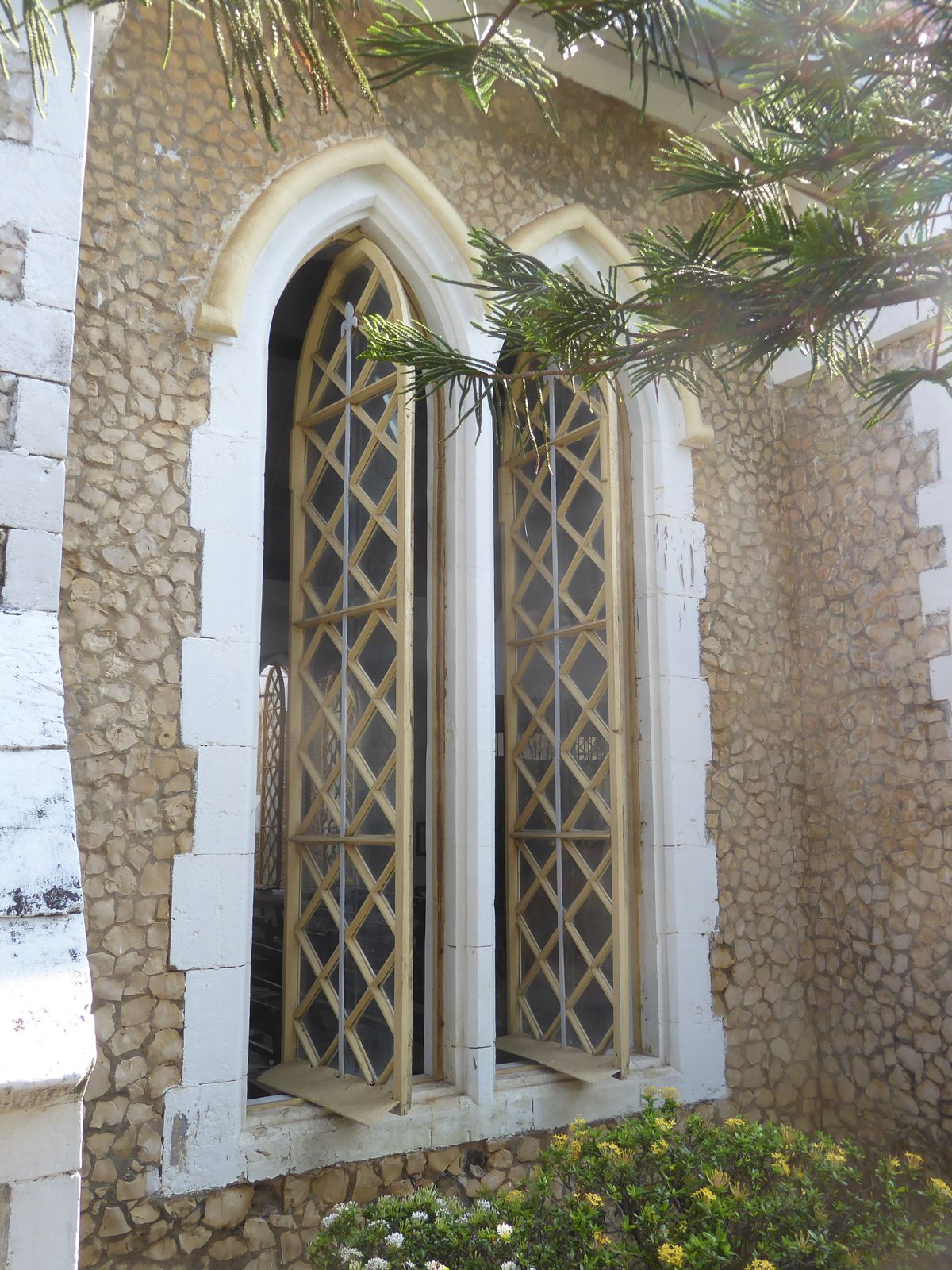 Can the windows date, as the church does, from 1860? Surely not.