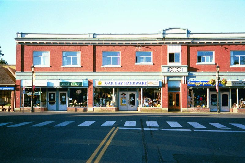 There's a Starbucks here, and Canada's national banks have been on The Avenue for a long time. Still, most of the merchants are independent 