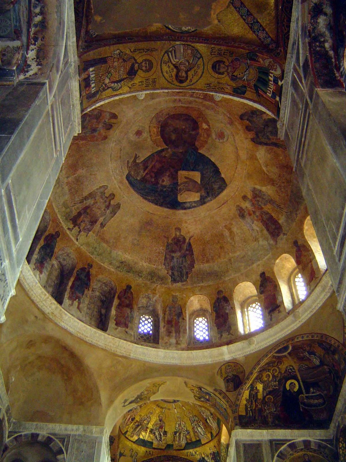 This is the replacement central dome, showing Christ Pantocrator in paint, not mosaic. The work was executed in the 17th century.