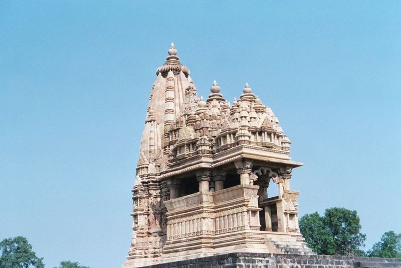 The Javari Temple, a mile east of the main complex. Does the form mean anything? Is it more than a backdrop for some photo shoot?