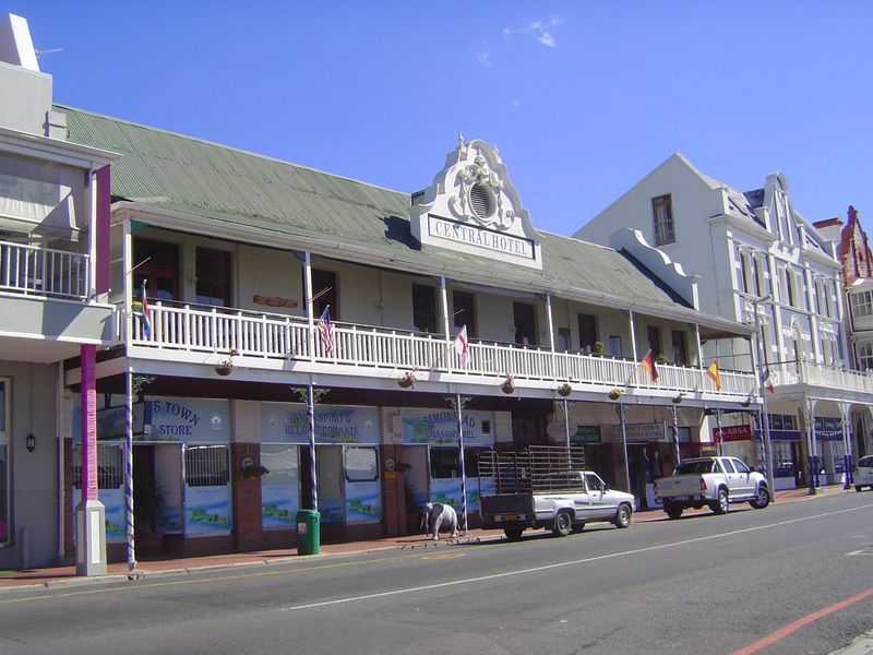 The building goes back to the 1860s but didn't become a hotel until 1894, when it was converted by Ohlsson's Cape Breweries. The gable appea