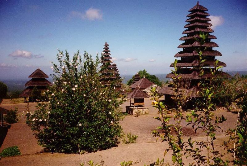 The island's most important temple complex, Pura Besakih, stands on the slope of Mt. Agung and in the face of strong winds blowing steadily 