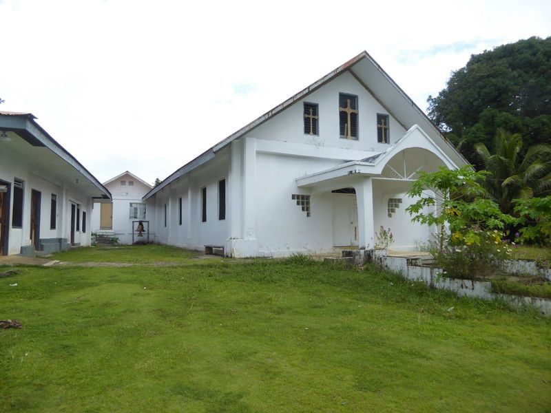 Between the harbor and Nanpei's statue is this church, built on the site of Pohnpei's first protestant church, established in 1852. A grocer