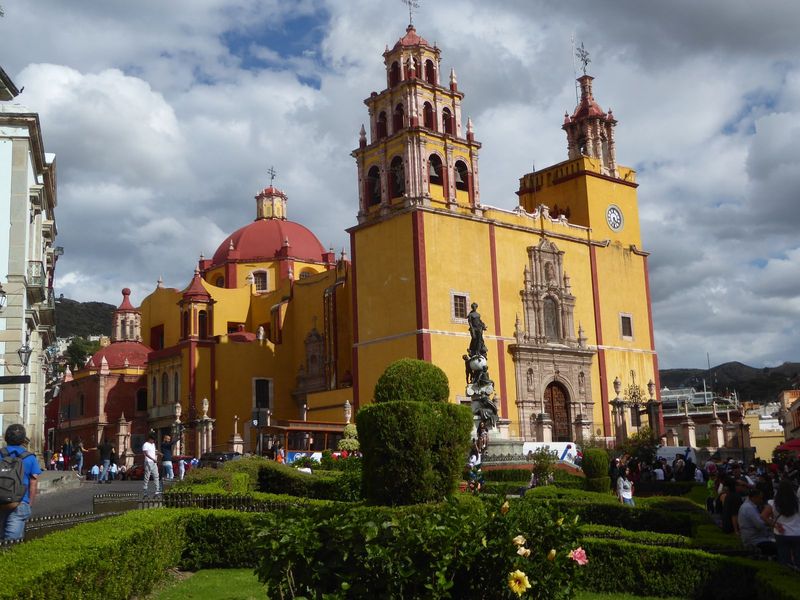 The Basilica Colegiata de Nuestra Senora was a parish church from 1696 until 1957. The bell tower was added in the 19th century and paid for
