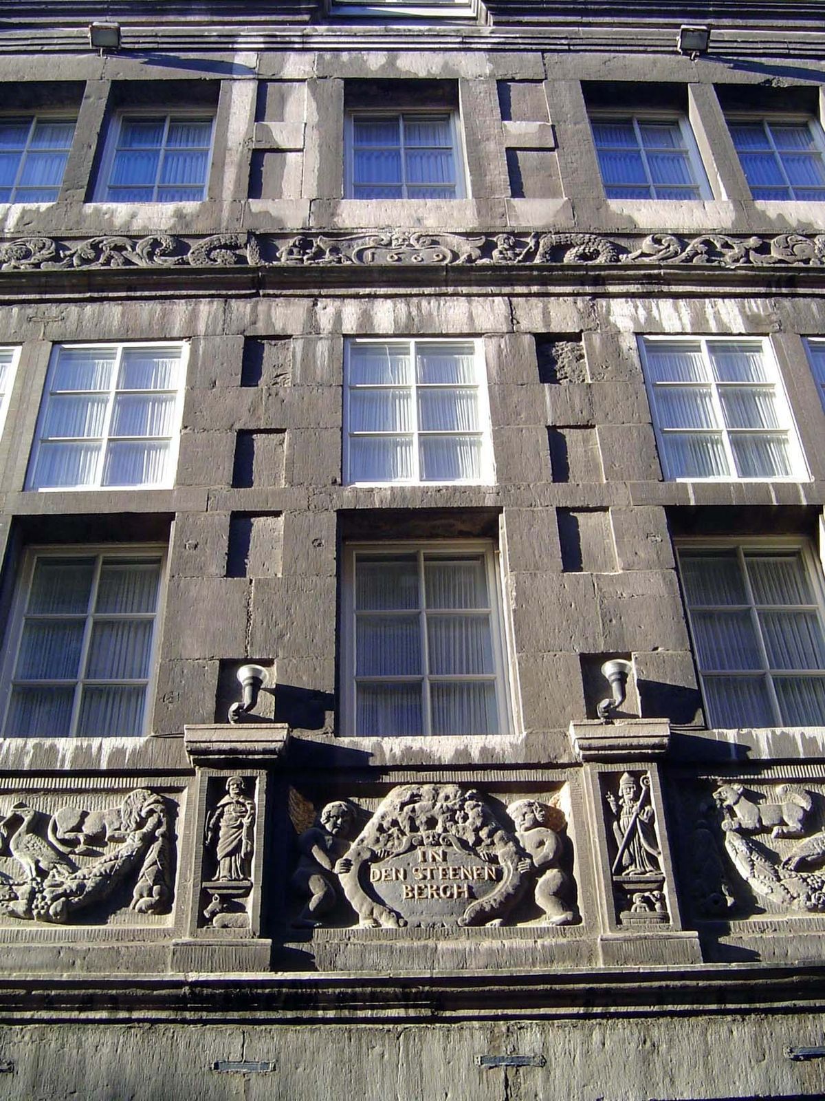 In Den Steenen Bergh 1639 or "Stone Mountain."