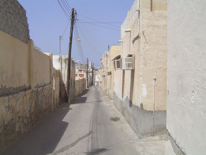 If you don't notice how spic-and-span the streets are, wake up. Like the rest of Oman, Muscat is—another echo of Singapore—astonishingly cle