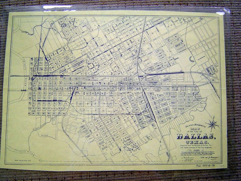 By 1910 two major grids and a minor one had been laid out. The two major ones were separated by Pacific Avenue, which takes it name from the