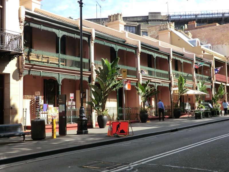 Many of these old terraces have been carefully maintained. In this case lower George Street they've become shops in the touristy neighborhoo