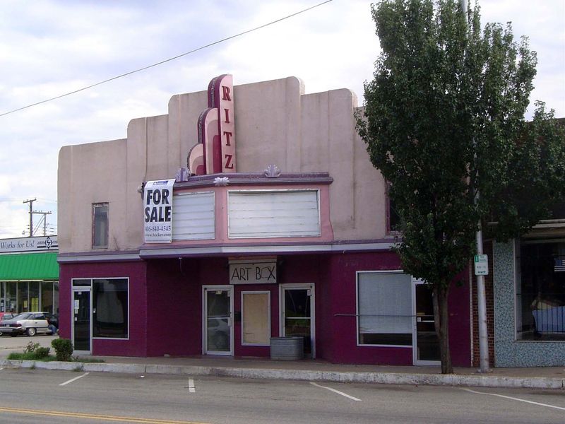 This old theater, built in 1946, has been other things, including a surplus store. In 2005 it was for sale for about $60,000. Can you imagin