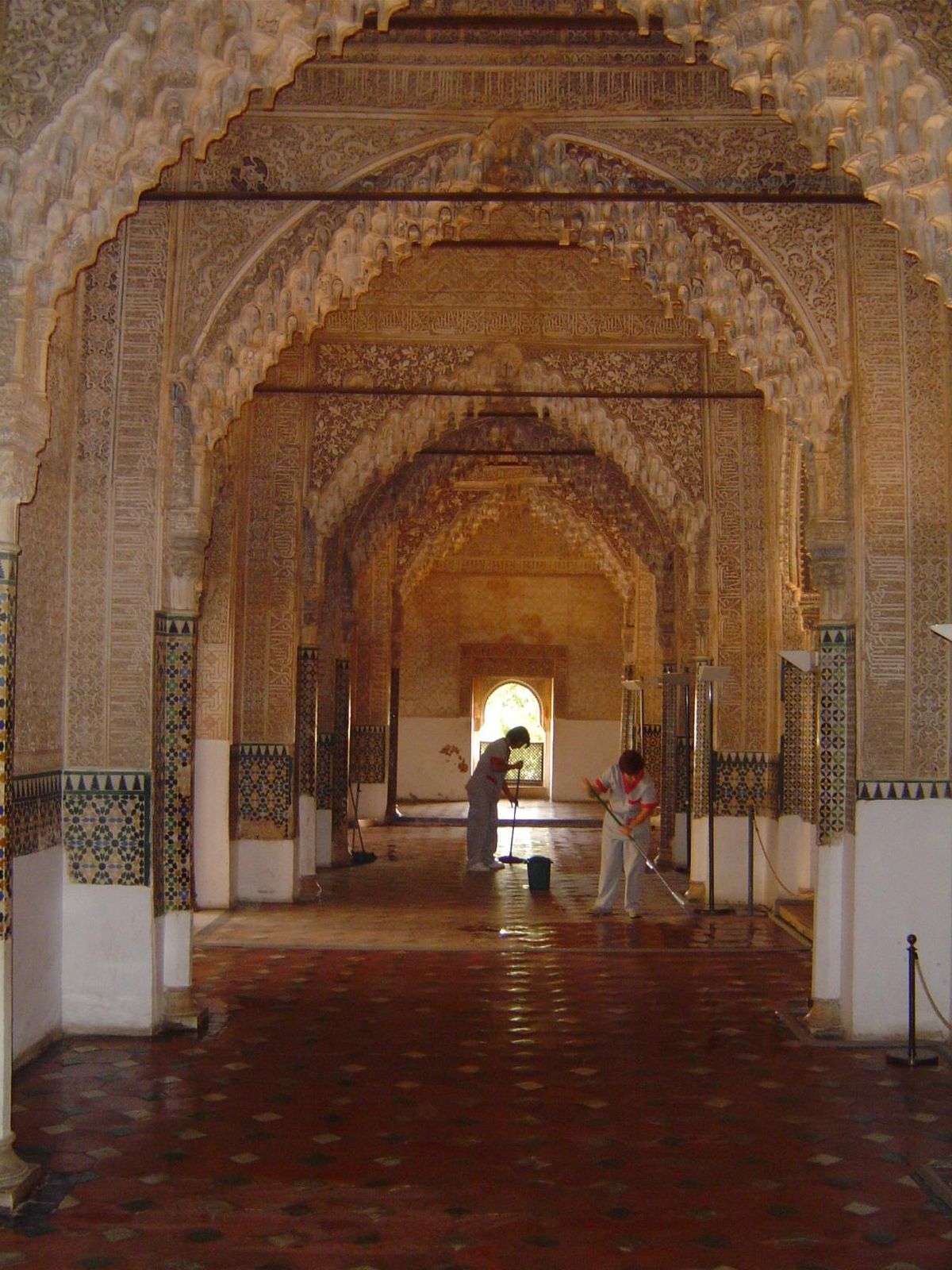 The Hall of the Kings, or Hall of Justice, on the east side of the Court of the Lions. The arches are edged with muqarnas, a staple of Islam