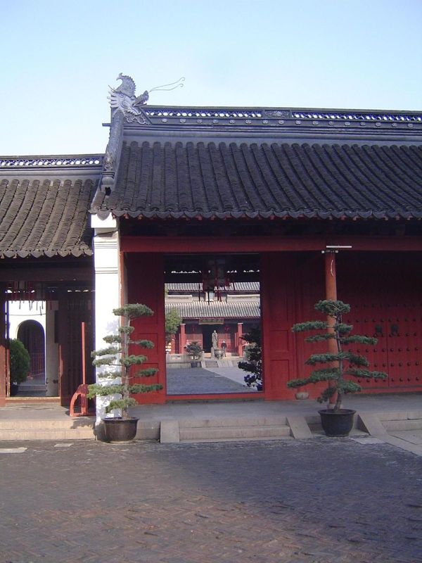 You want something real? Try the Wen Miao, or Confucius Temple. If you think of the old city as a clock face, then the Yu Garden is about 1 