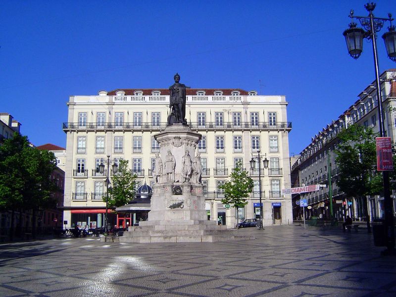 On the hill to its west, there's another plaza and statue to the memory of Camões.