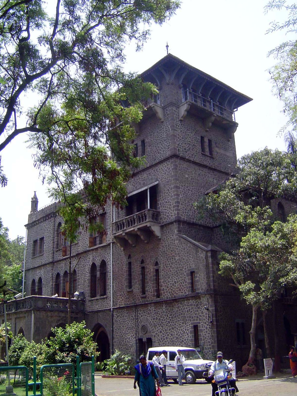 Another Pune educational center, the College of Engineering.