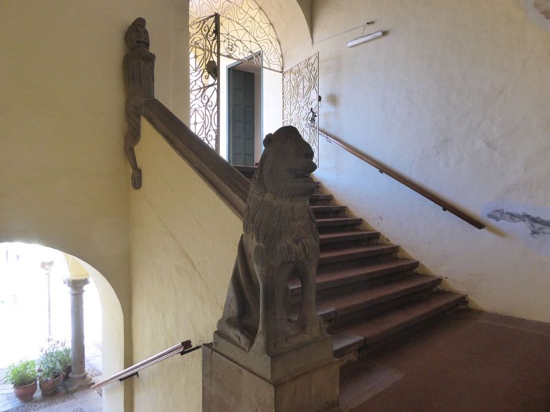 An anthropomorphic lion on the main staircase.