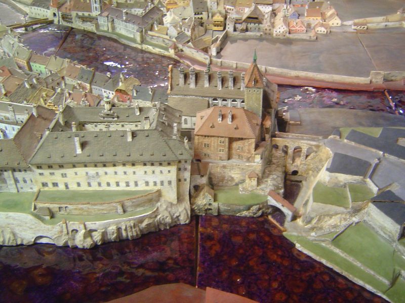 Back to the model for a moment, just to get our bearings before we walk across the arched bridge.