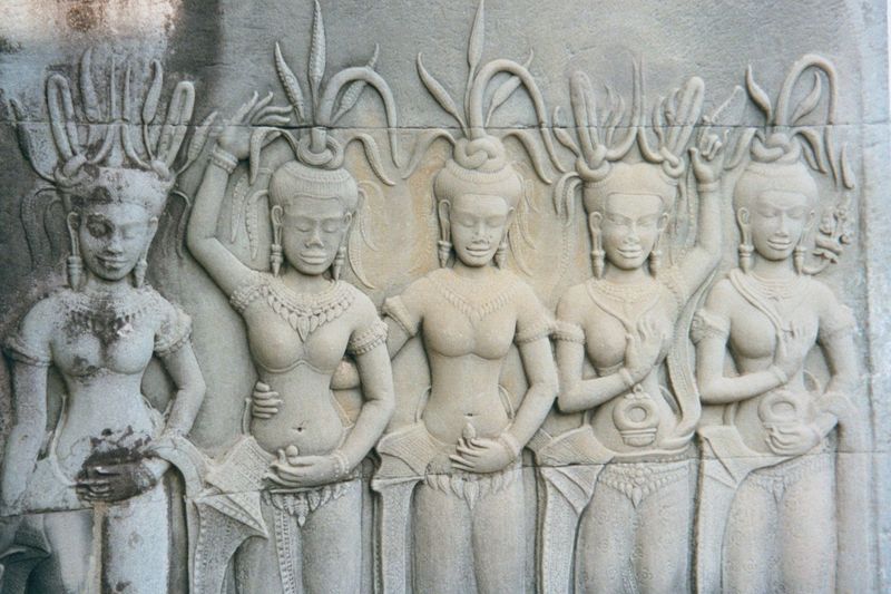 Stylized as the apsaras are, there's a lot of variation among them.