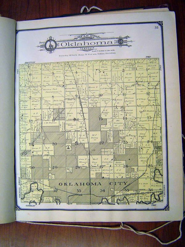 Here's the much more developed north side. Remember that the city began in Section 33, in the middle of the bottom of the township. By 1907,