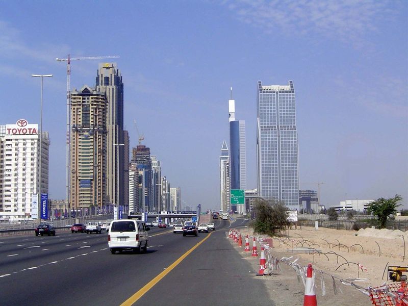 Closer to the city: serious highrises along Sheikh Zayed.