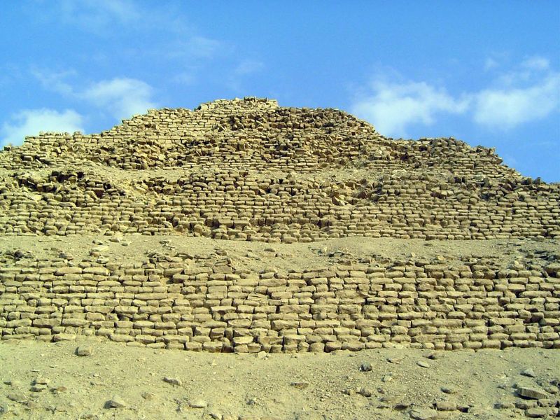 The limestone blocks are much smaller than those used later at Giza and suggest that the builders were used to building with brick.