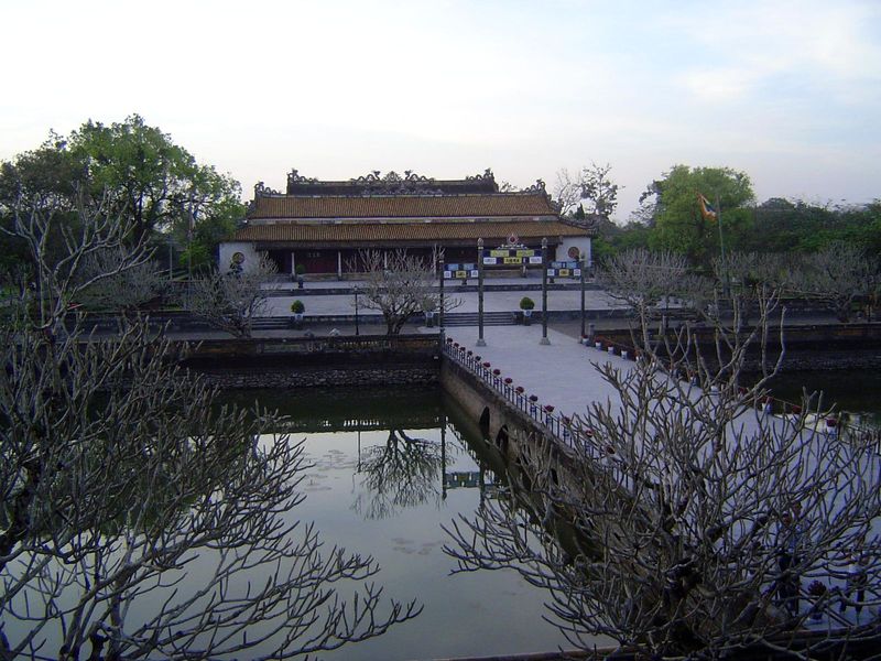 A view from the gate-top pavilion over Thai Dich Lake, the Trung Dao Bridge, and the Hall of Supreme Harmony. Call it a budget version of Be