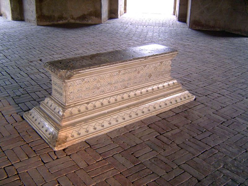 Inside, the richly inlaid cenotaph.