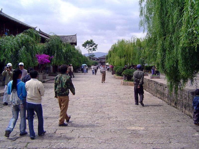 The main street is Sifangjie, and it's washed by periodic releases of canal water.