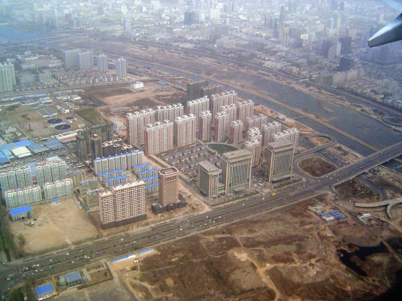 Aerial approach. Looks like a City of the Future, as envisioned early in the 20th century. Except that this is no artist's conception. That'