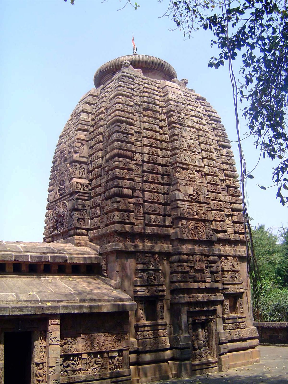 The exterior is a different story. Each of the sanctuary walls is devoted to a different deity. On the south, here on the right, the subject