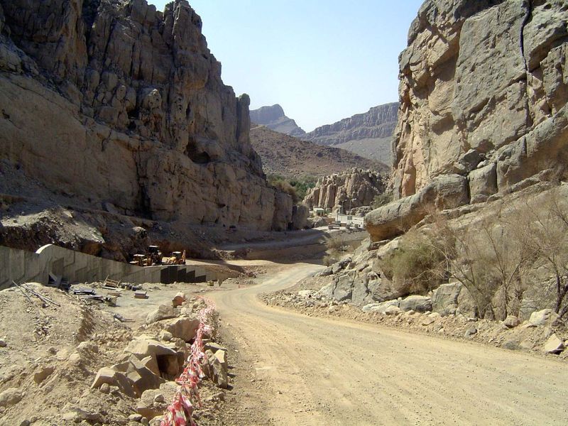 The road up used to be a four-wheel-drive affair, but the Omanis in 2004 were ramming a fine road through the canyon.