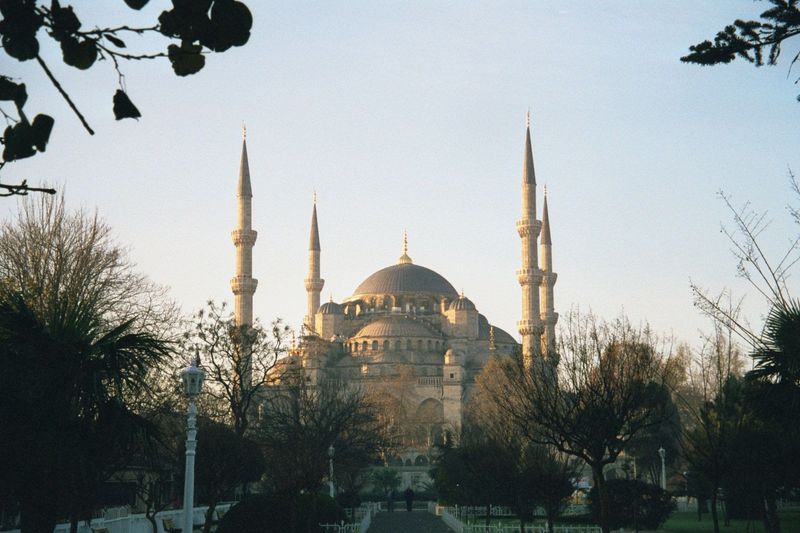 Aya Sofya established a style that lasted through the height of the Ottoman Empire. Here's a competitor, very easy to compare with Aya Sofya