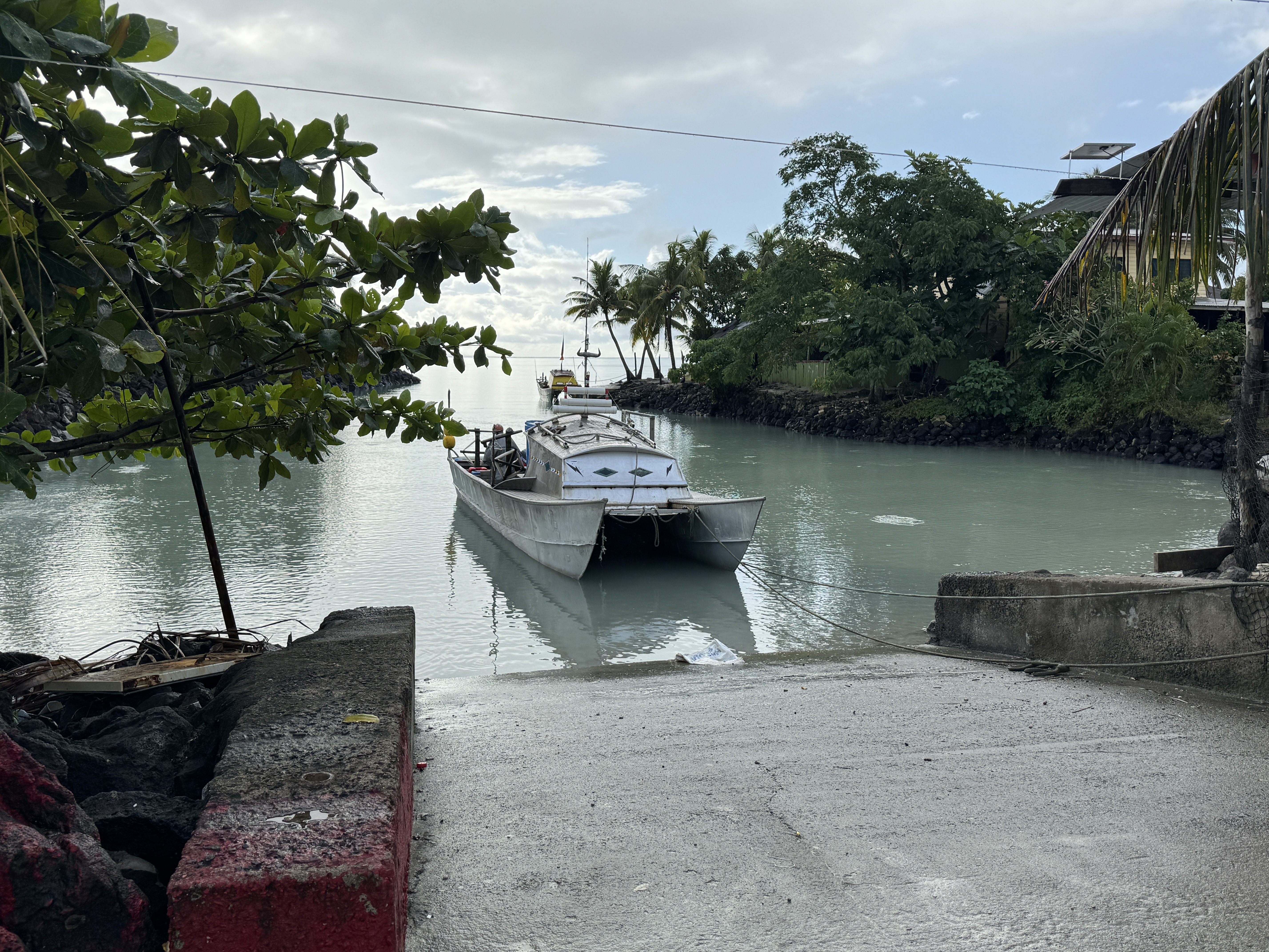 Serious fishermen use steel, not to mention a concrete slip.