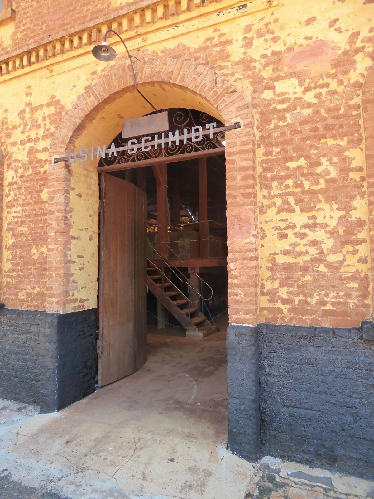 The mill is a privately-owned museum now the Museu da Cana, well cared-for and can you believe it? free. Not even a bucket for donations.