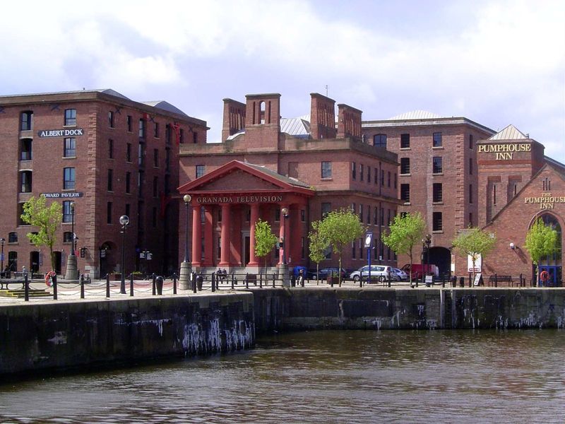 Hartley did use cast iron decoratively at the Albert Dock office. The 18-foot columns were cast in two longitudinal halves, welded together.